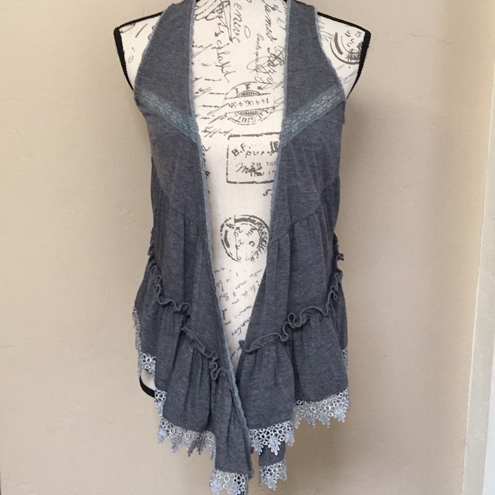 CECICO Waterfall with Ruffles Vest. Size Small - Picture 2 of 9